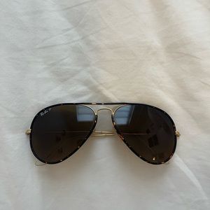 Ray Ban Full Color Aviator sunglasses